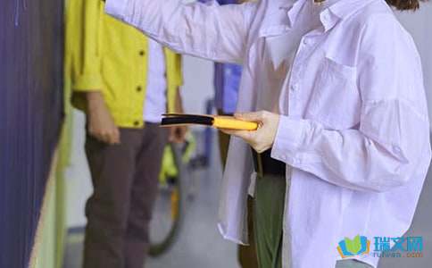 人教版高中第五册第一单元综合叙述作文：中学语文教育的研究