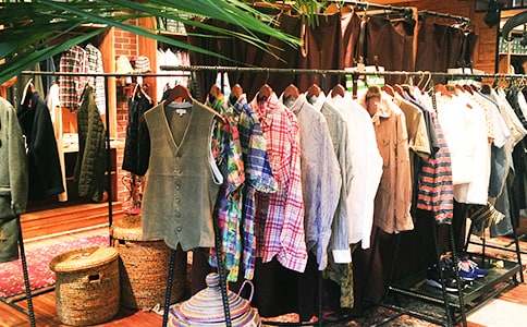 关于衣服幽默的句子发朋友圈发朋友圈文案乱穿衣服
