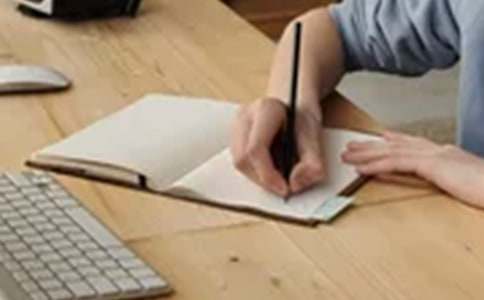 霜叶红于二月花的作文（通用20篇）