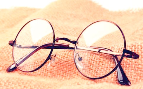 未来的眼镜作文通用(15篇)