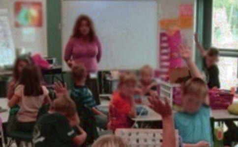 【精品】四年级的老师的作文六篇