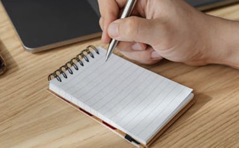 实用的六年级的作文300字（精品5篇）