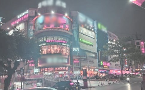 广场写景作文300字锦集十篇