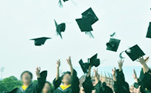 实用的毕业的作文精华[5篇]