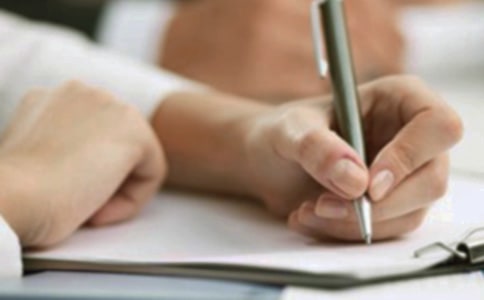 实用的人物的外貌作文（精华）