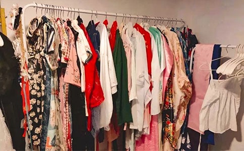 精选妈妈的衣服作文300字三篇