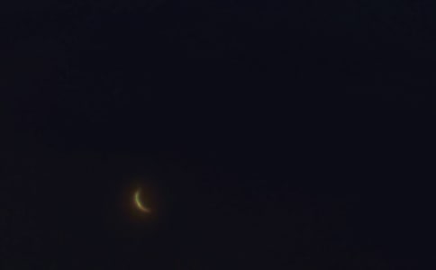 通用晚安心语朋友圈摘录66条