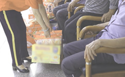 关于送礼物的作文汇总八篇