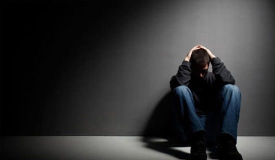 通用形容悲伤的句子集合39句