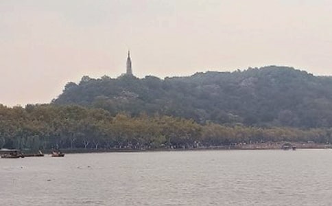 美丽的西湖作文【锦集4篇】