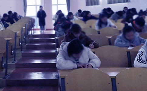 考试作文300字(共4篇)