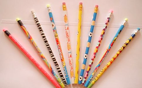 铅笔橡皮作文300字（通用30篇）