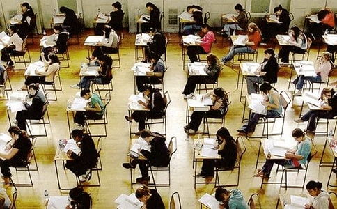 期末考试作文(合集4篇)