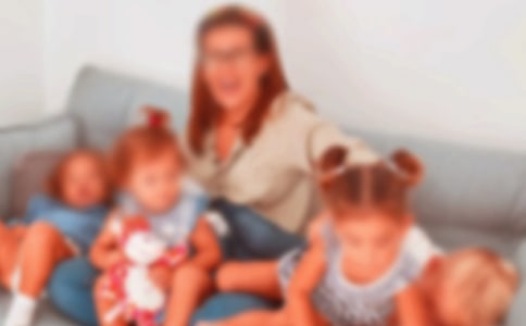 一句话赞美幼师的话