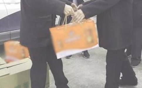 精选送礼物的作文汇编6篇