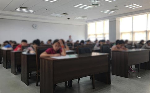 考试作文300字锦集（3篇）